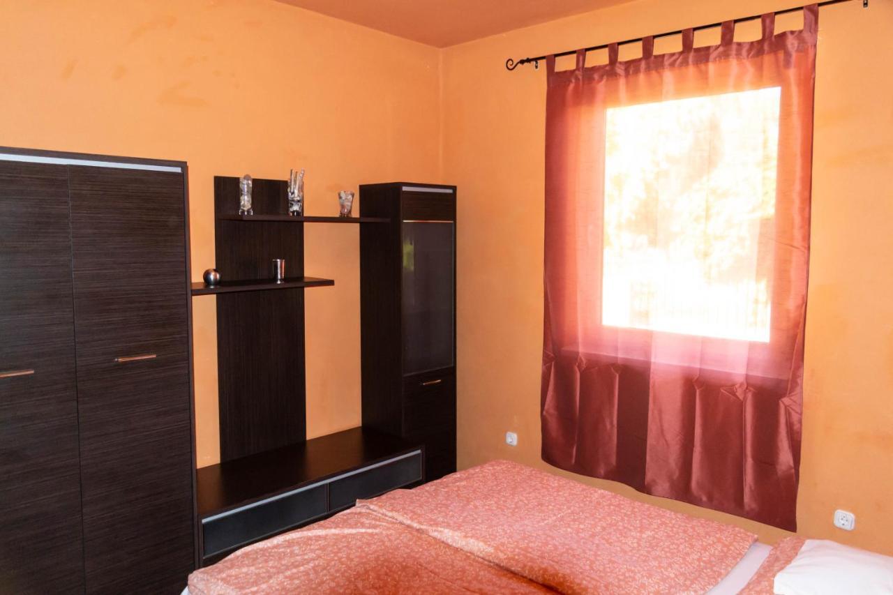 Zsolnay Apartman Siófok Exterior foto